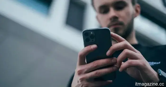 Fraudsters are currently replicating reputable news websites to con you out of your money.