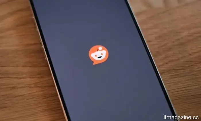 Reddit puede pedirte que demuestres que eres humano mientras toma medidas contra las cuentas de bots.