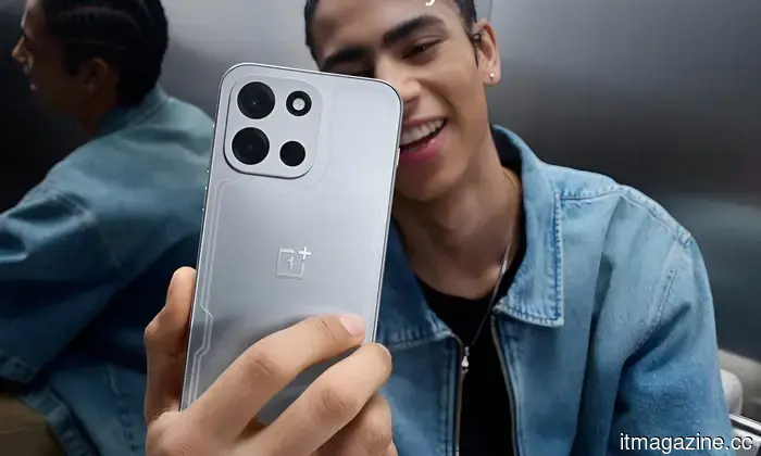 OnePlus chose an excellent moment to reveal a groundbreaking phone.