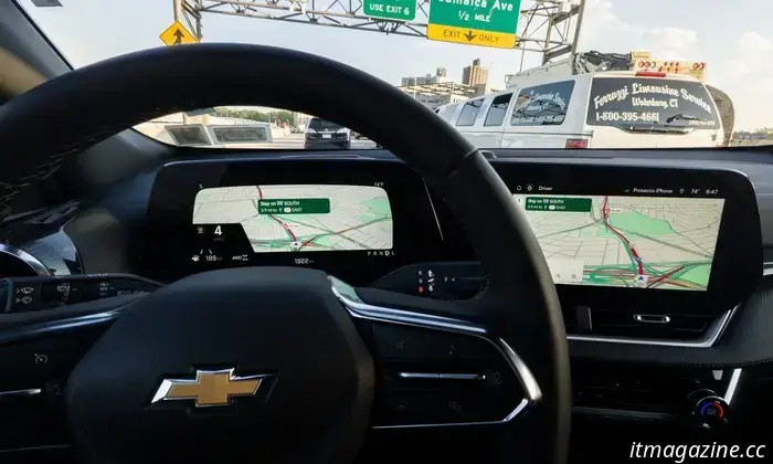 Google наконец-то не позволяет парковщику читать ваши сообщения в WhatsApp в машине.