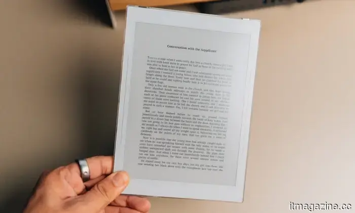 Reasons for selecting the Supernote Nomad instead of other e-ink tablets.