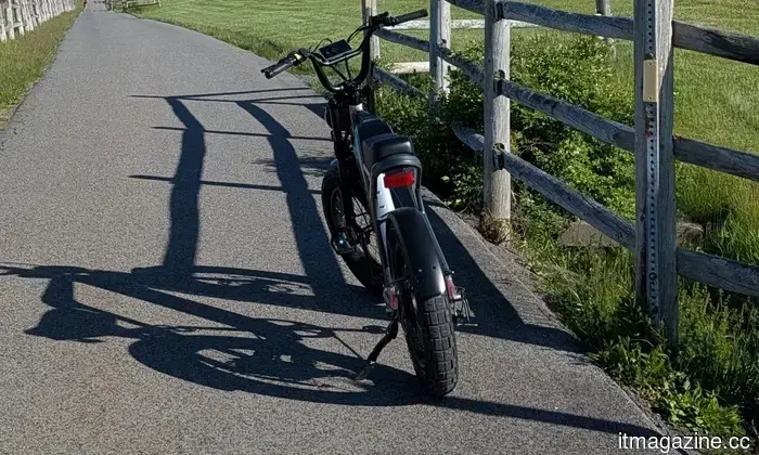 Gotrax Mustang electric bike evaluation: Sleek, comfortable, and surprisingly functional.