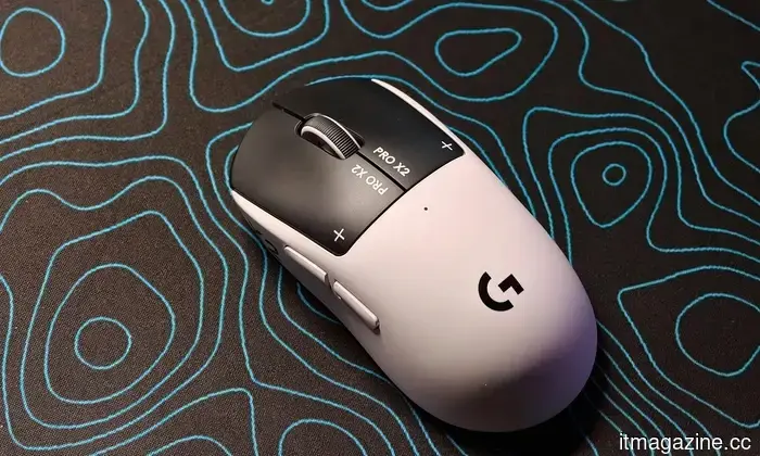 Il PRO X2 SUPERSTRIKE di Logitech colpisce in modo diverso — e mi ha fatto ripensare al clic.