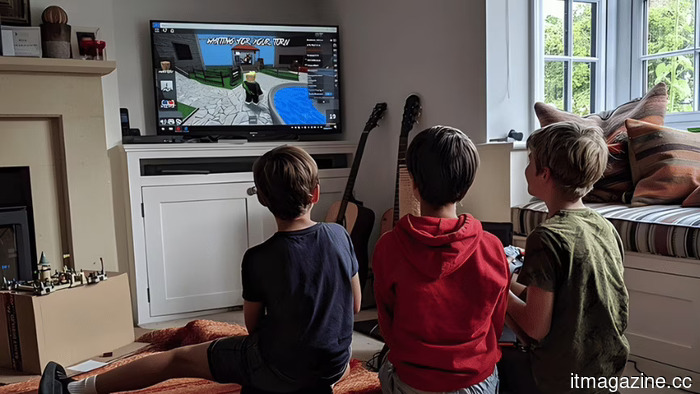 Rusia levanta la prohibición de Roblox después de que 63,000 niños se quejaran