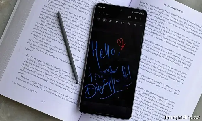 Samsung may be experimenting with large batteries for the Galaxy S27 Ultra.