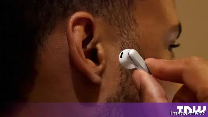 Plaud's $250 earbuds capture your conversations and respond to what they detect.