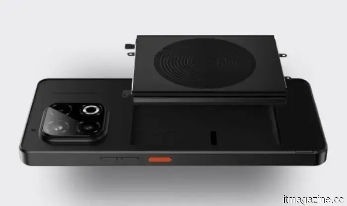 The Volla Phone operates on Linux within a durable casing and demonstrates that replaceable batteries are still a viable option.