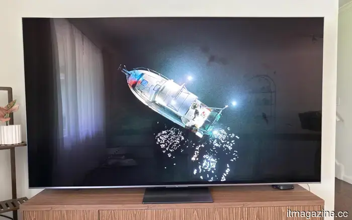 TCL QM8L Review: SQD Technology Accessible to Everyone