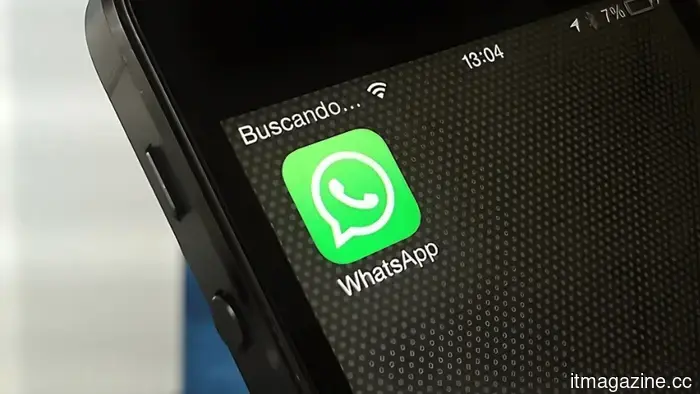 WhatsApp уведомляет 200 пользователей, которые установили фальшивое приложение, созданное итальянским производителем шпионского ПО SIO.