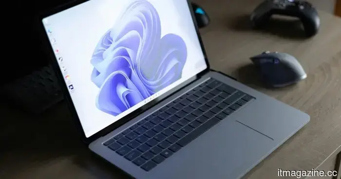 Windows 11 está deshaciéndose de la función Drag Tray.