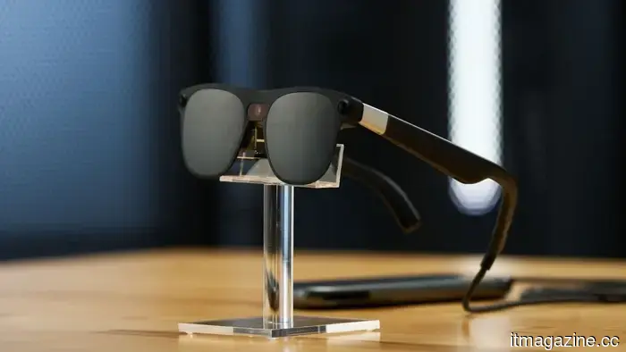 Smart glasses face issues with charging, and wireless power is on its way to address this problem.