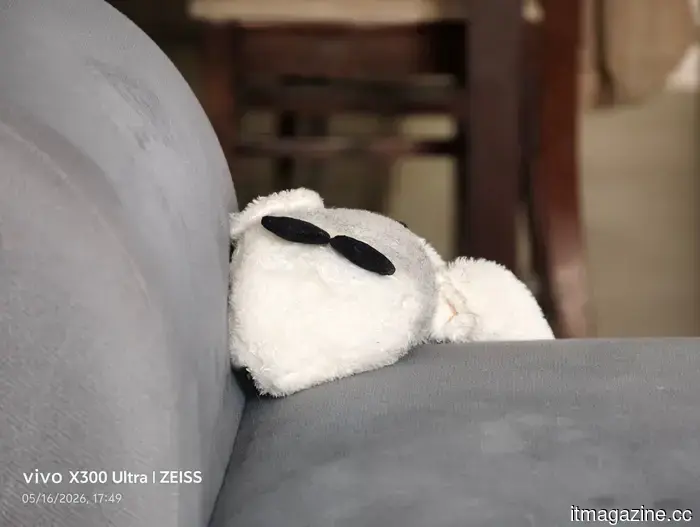 The Vivo X300 Ultra is putting other camera phones to shame, and here's the reason.
