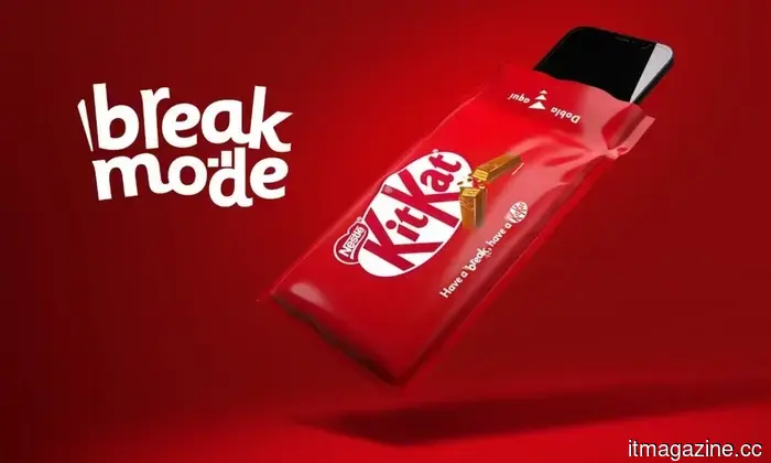 KitKat features a unique chocolate wrapper that disconnects your phone from the external environment.
