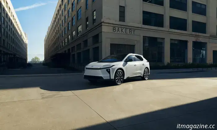 Toyota presenta 2026 bZ: un SUV elettrico più intelligente e a lungo raggio