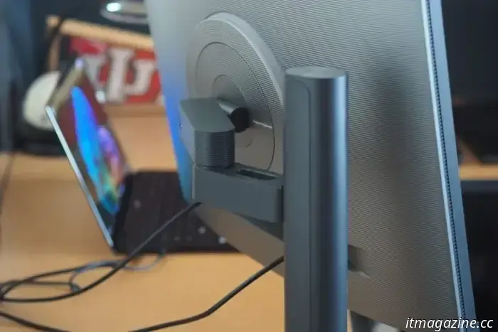 Recensione monitor BenQ RD280UA: il miglior monitor per programmatori, solo