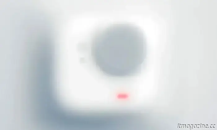 Get a $500 discount on the Sony a7 III bundled with a 28–70mm lens, a full-frame entry-level kit that remains competitive.