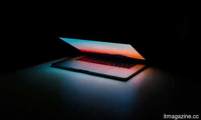 MacOS 27 may finally conclude Intel Mac support and introduce enhanced features for Siri.