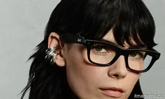 The concept of Meta's facial recognition smart glasses has reemerged in a recent patent.