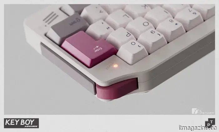 This small mechanical keyboard resembles a love letter to the Game Boy Advance.
