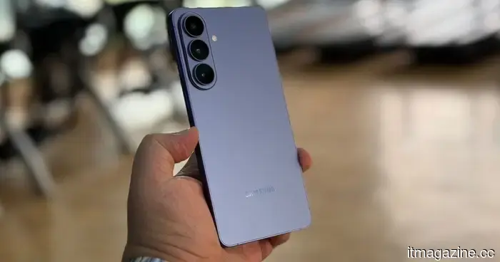 Samsung Galaxy S27 sta per ricevere un nuovo modello Pro, ed è l'Ultra senza S Pen.