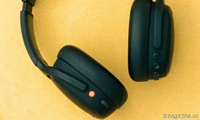 I discovered two Prime Day ANC headphone offers that cut costs without compromising on features.