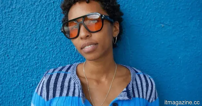 L’Atitude 52°N Smart Glasses That Subtly Integrate Technology