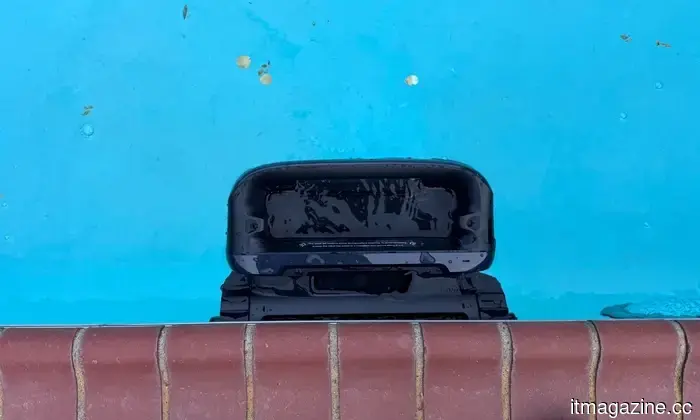 Beatbot Sora 70 Review: The Wireless 4-in-1 Robot That Effectively Cleans Your Tanning Ledge