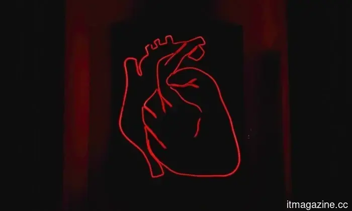 Meta is integrating facial recognition technology into its glasses, and civil rights organizations are expressing their dissatisfaction with this development.