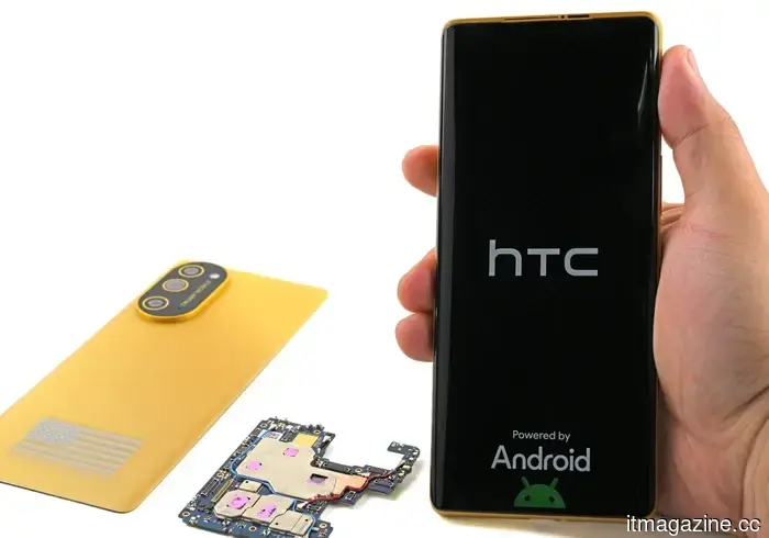Un smontaggio umiliante conferma che il Trump Phone è solo un telefono HTC verniciato.