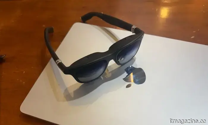 Слухи о предстоящих очках Galaxy от Samsung просочились, и внешний вид не впечатляет.