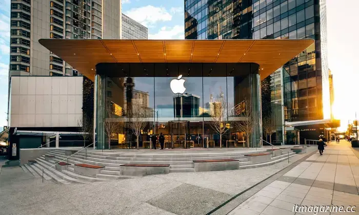 Apple is now providing complimentary two-hour delivery for last-minute holiday shoppers.