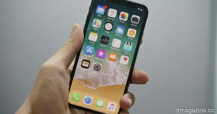 Ваш iPhone может быть под угрозой, если он не обновлен.