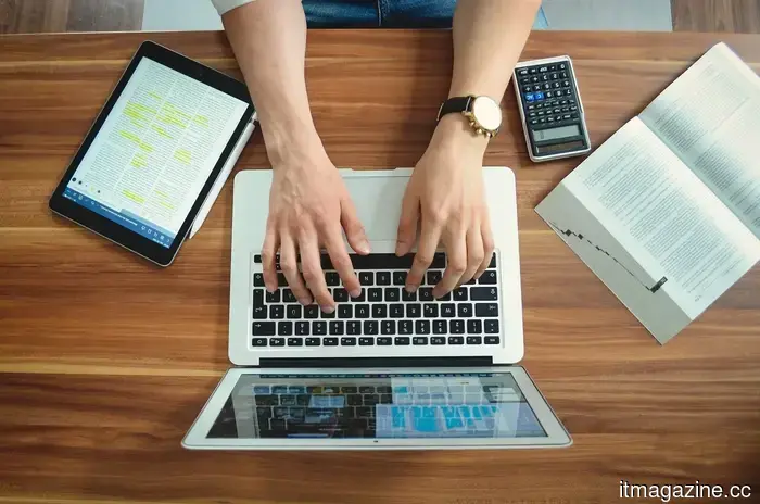 AI agents are attending students' online courses, and universities are finding it difficult to prevent this.
