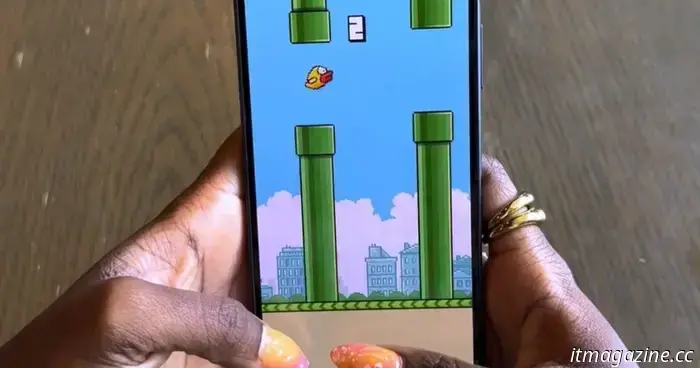 Do you remember Flappy Bird? It has returned as an exclusive for Android.