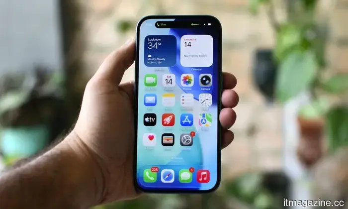 L'iPhone 17 mi ha conquistato, ma consiglierei ancora l'iPhone 16 alla maggior parte delle persone.