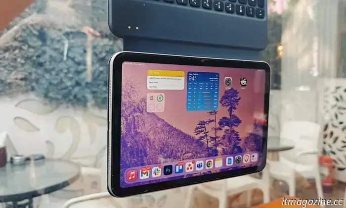 Я попробовал использовать крошечную клавиатуру iPad mini. Это был потрясающий опыт.