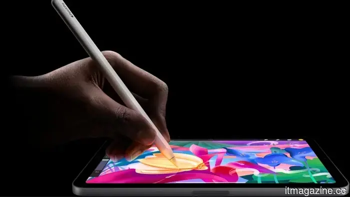 Apple reportedly experimented with a stylus for the foldable iPhone but ultimately decided against it.