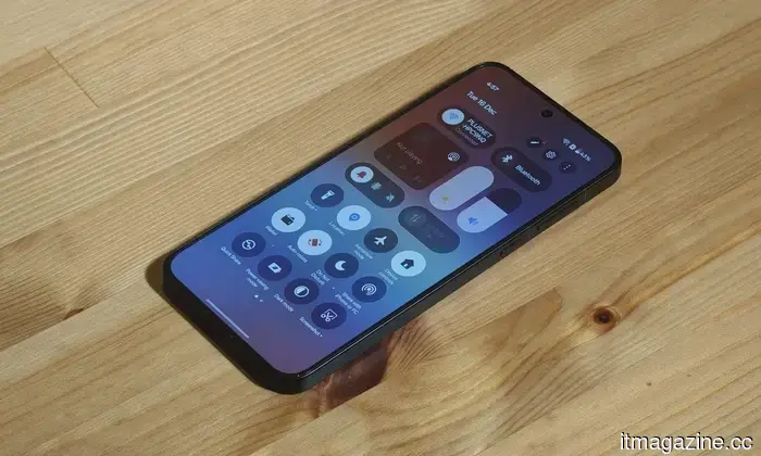 OnePlus 15R review: while it's not extravagant, it stands out as the top phone I've ever evaluated in one important aspect.