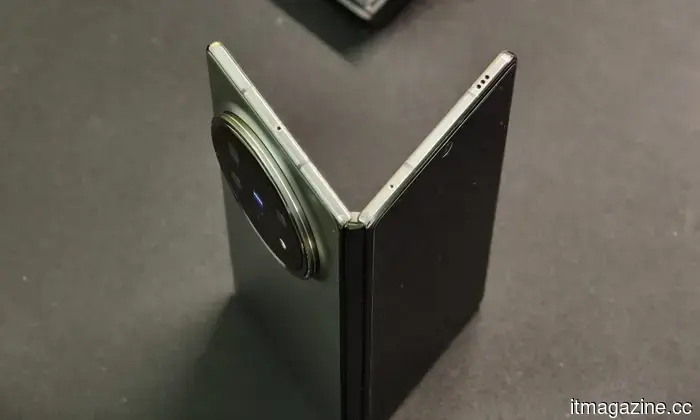 This forthcoming foldable device is elevating zoom capture to extraordinary heights, surpassing both Apple and Samsung.