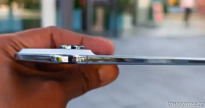 We require more robust phones, not the iPhone Air… and you're aware of the reasons.