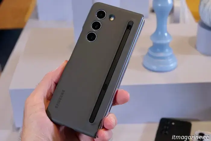 Поддержка S Pen может вернуться в складной Samsung книжного форм‑фактора, но есть загвоздка