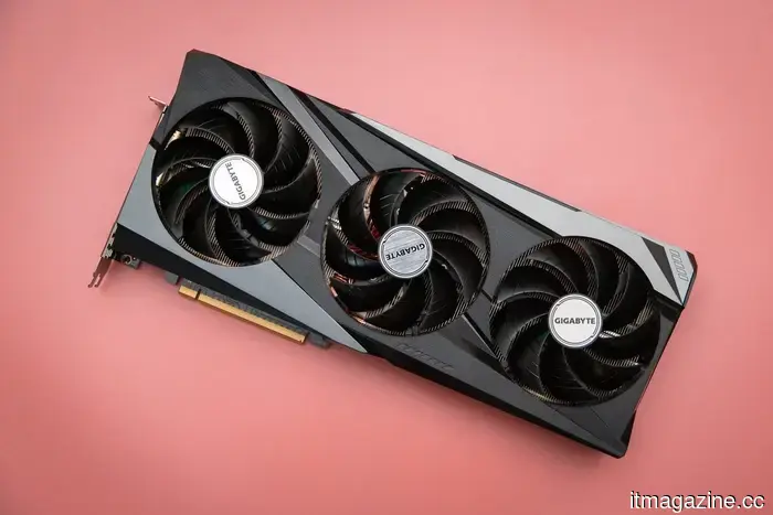 AMD está llevando la escalado FSR 4.1 a GPUs más antiguas como un elixir de nueva vida para los videojuegos.