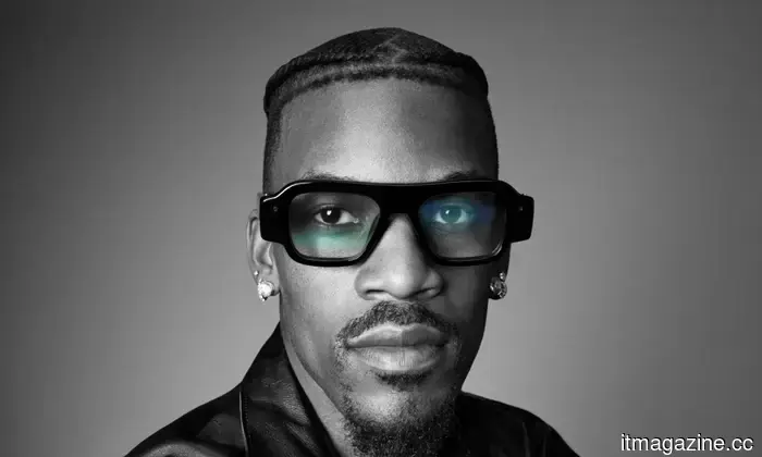 Snap has unveiled its SPECS AR glasses, which surprisingly have a stylish design and come with a high price tag.