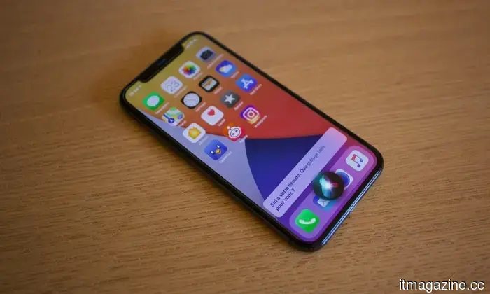 Apple might integrate Siri into a standalone app with significant changes.