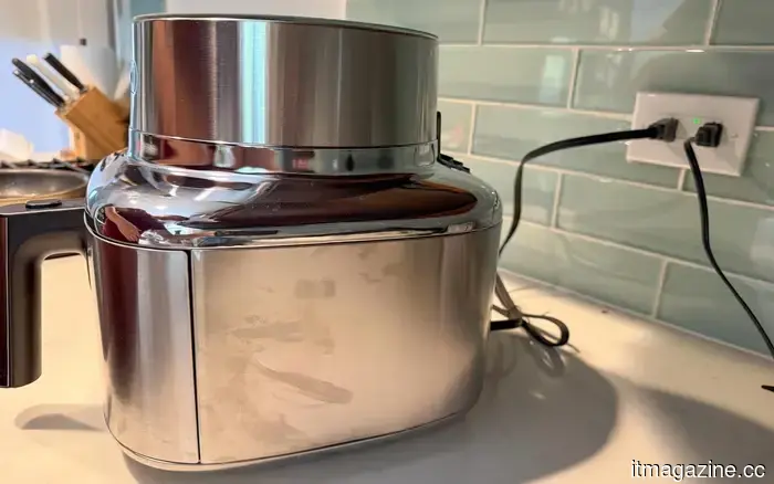 Cosori Iconic review: The most stylish air fryer your countertop needs.