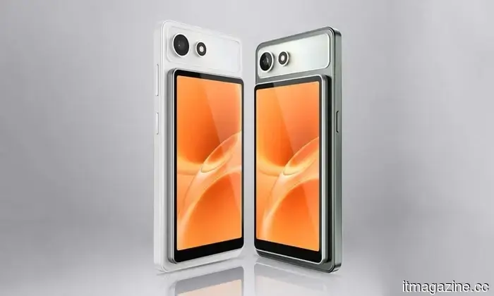 Hisense created a phone featuring a detachable second screen.