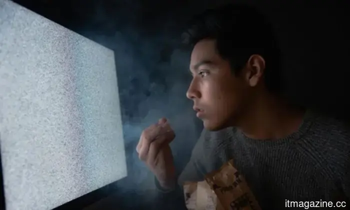 Hisense apre i preordini per XR10 con uno sconto di $1.700 e un HT Saturn incluso