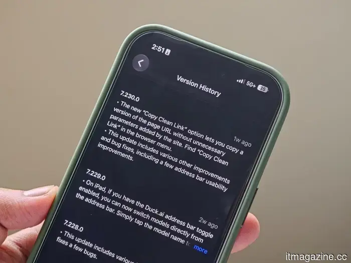 La nueva función de DuckDuckGo para iPhone detiene el seguimiento de ID que se cuelan en enlaces compartidos.