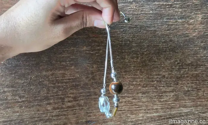Probé una pulsera inteligente como mi diario digital y calendario de estado de ánimo. Es extraño, pero funciona.