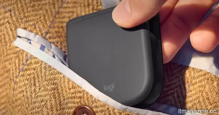 You may be familiar with flip phones, but Logitech might be developing a flip mouse.